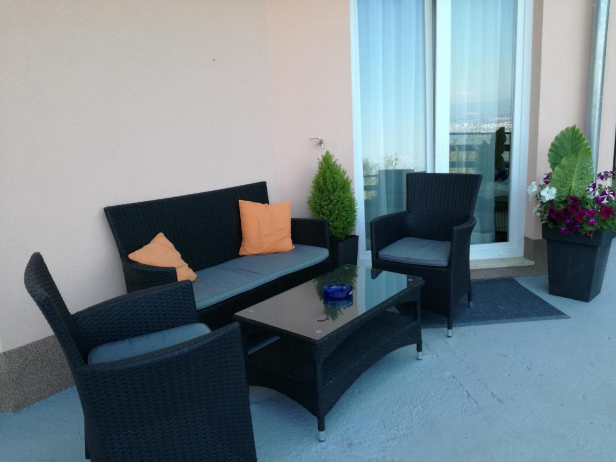 Apartman Mimi Laurana Esterno foto