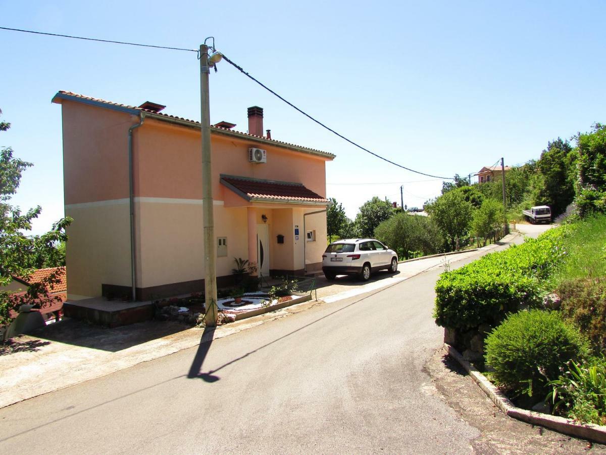 Apartman Mimi Laurana Esterno foto