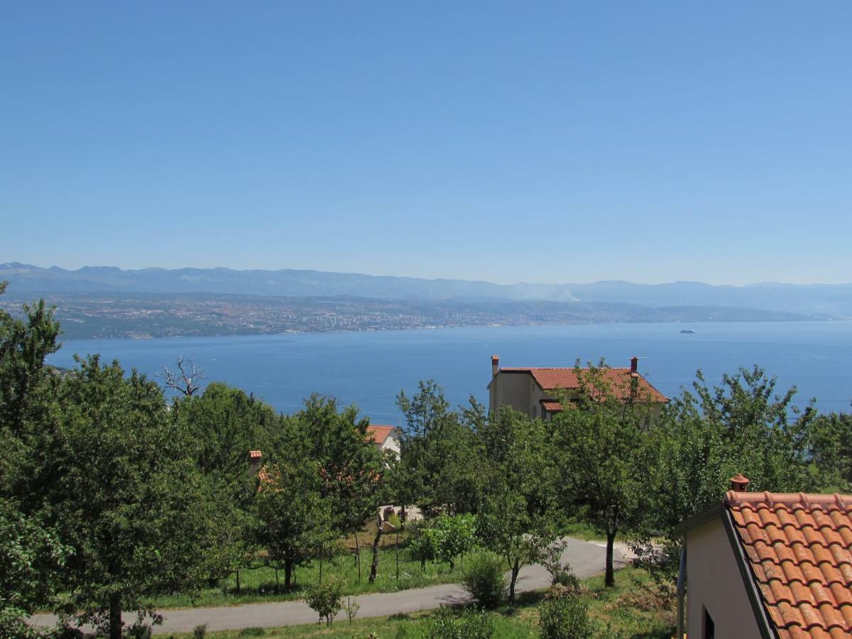 Apartman Mimi Laurana Esterno foto