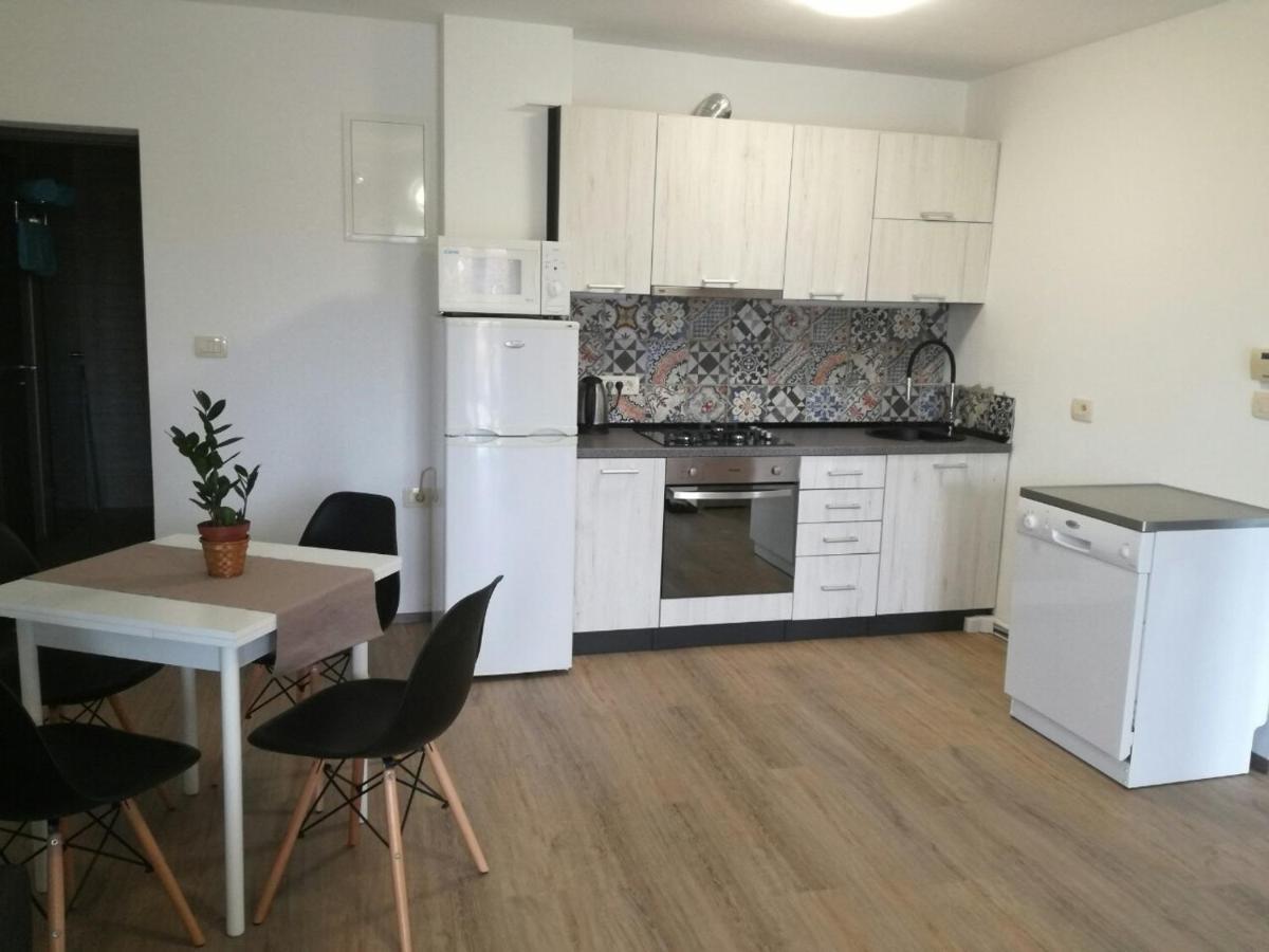 Apartman Mimi Laurana Esterno foto