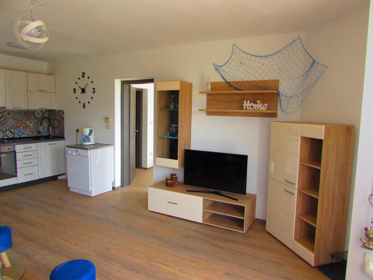 Apartman Mimi Laurana Esterno foto