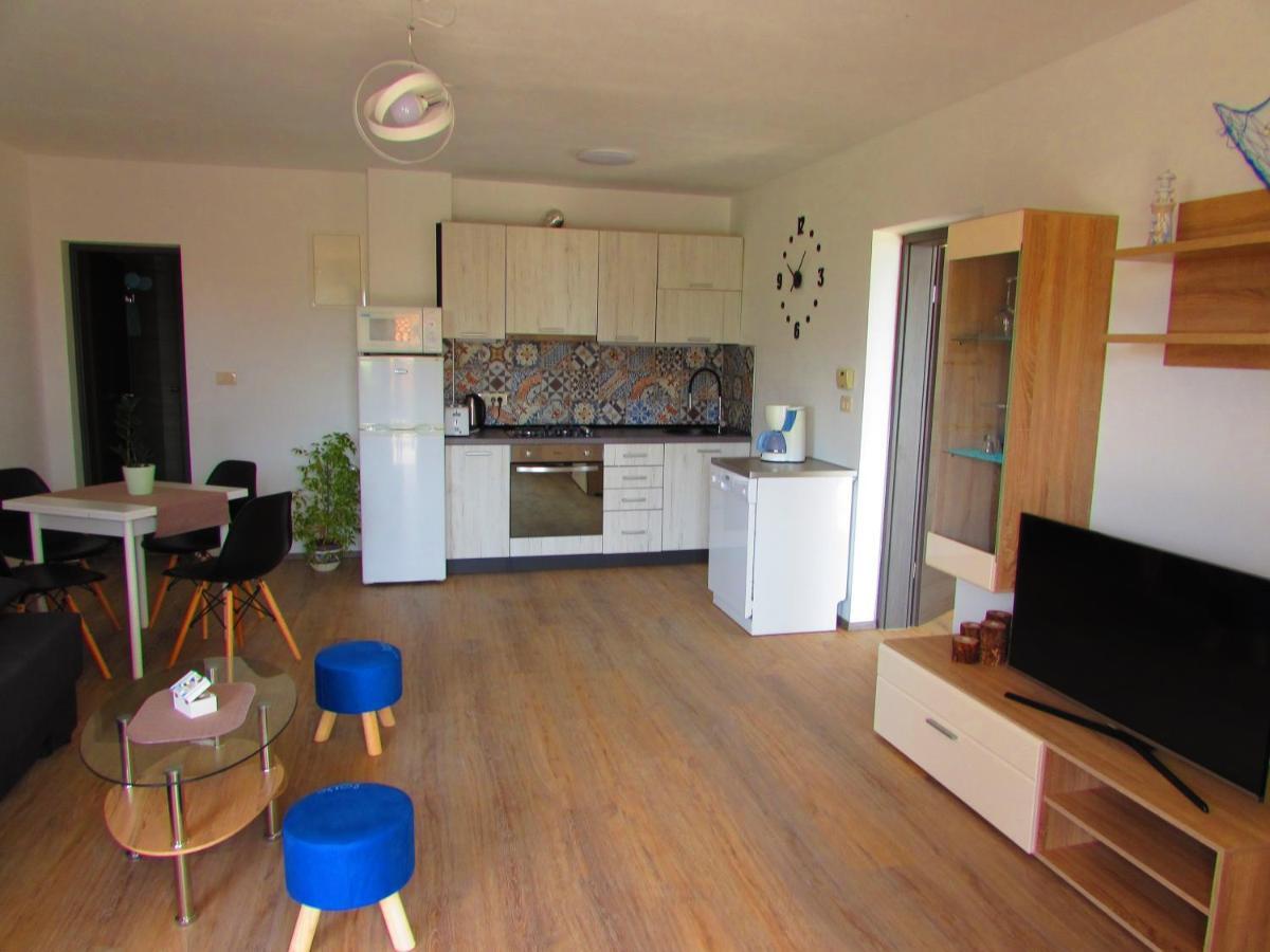 Apartman Mimi Laurana Esterno foto